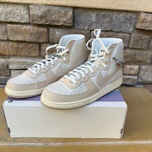 Nike High-Top Sneakers in Beige and Off-White